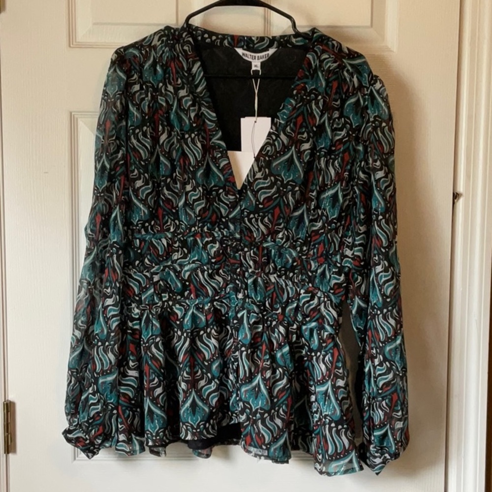 Walter Baker Joan Top V-Neck Long Sheer Sleeves Back Smocked Size X-Large NWT